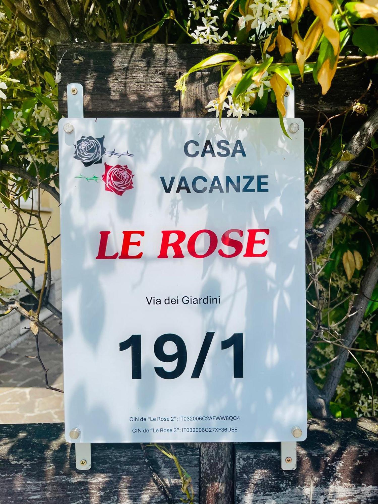 شقة Le Rose ترييستي المظهر الخارجي الصورة
